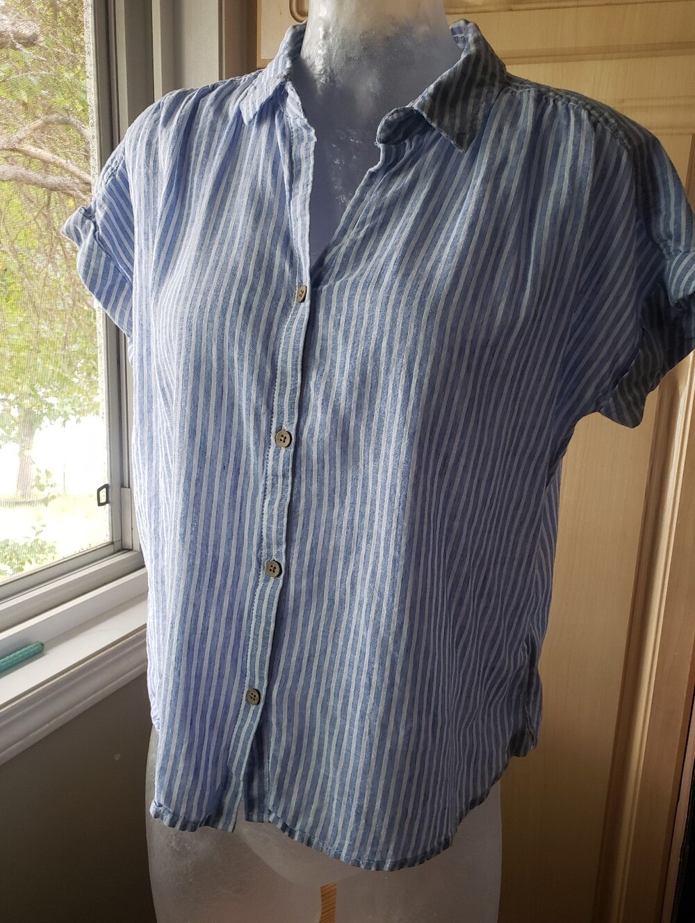 beachlunchlounge Blue and White Striped Casual Button-Down Shirt